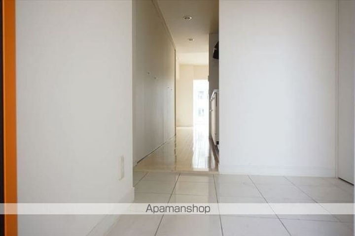 N.S.ZEAL泉の玄関