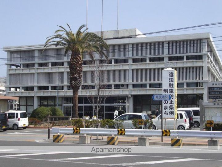 香川県坂出市久米町2丁目の賃貸アパート101の周辺