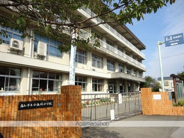 マンション岡の周辺