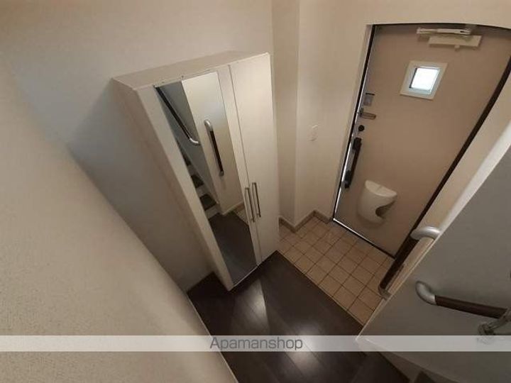 グレースヴィラココアの玄関