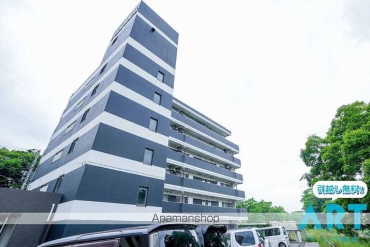 シャルル和泉Ⅱの外観