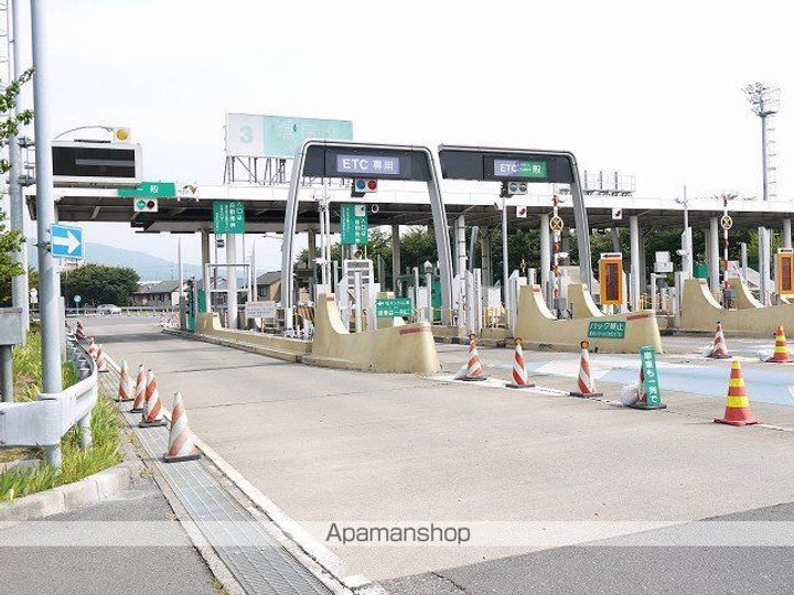 アートタウンの周辺