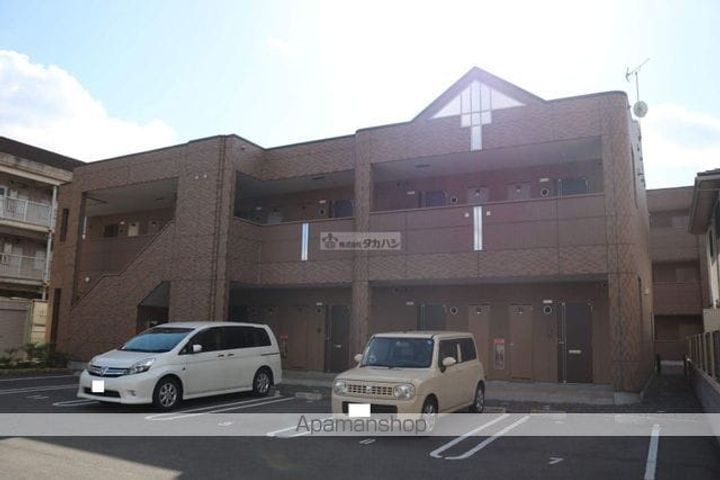 グランコスモBの外観