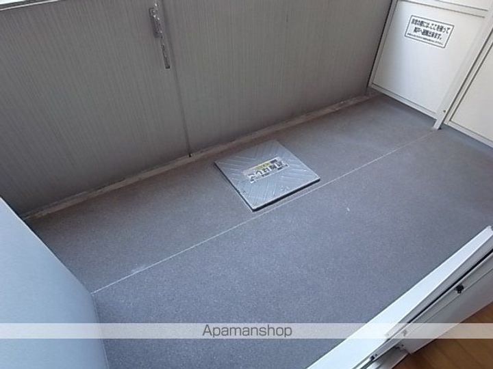 愛知県名古屋市東区泉1丁目の賃貸マンションの内装