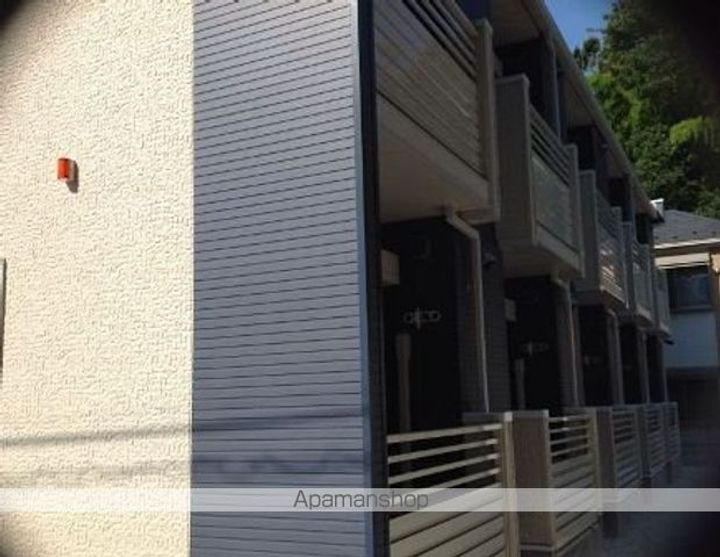 レオネクストライク シェルの外観