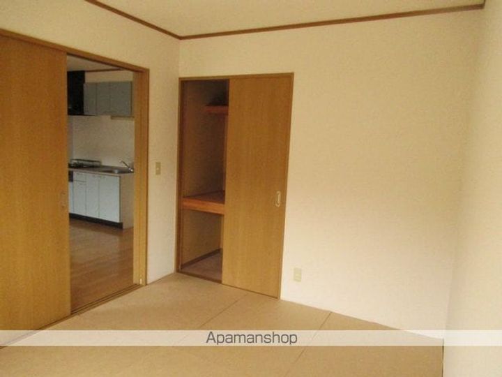 パーム山岸102の内装