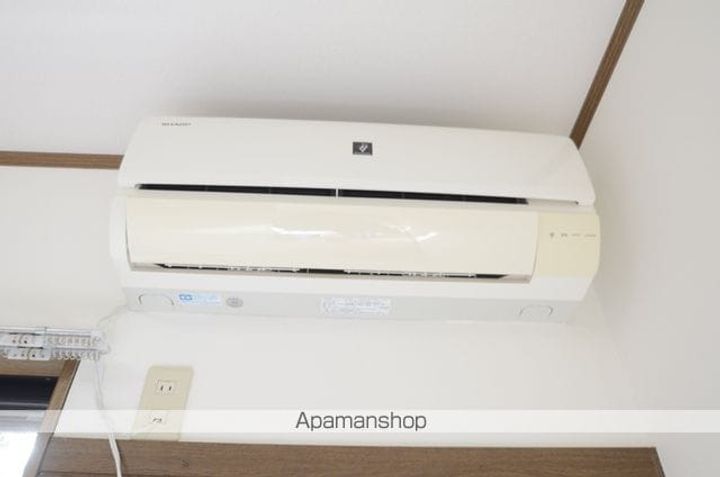 牛川南台1-4の内装