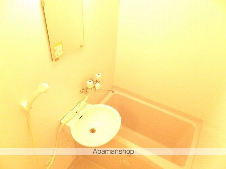レオパレスCOTTAGE105の風呂
