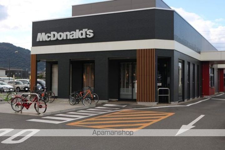 広島県福山市川口町5丁目の賃貸アパートの周辺