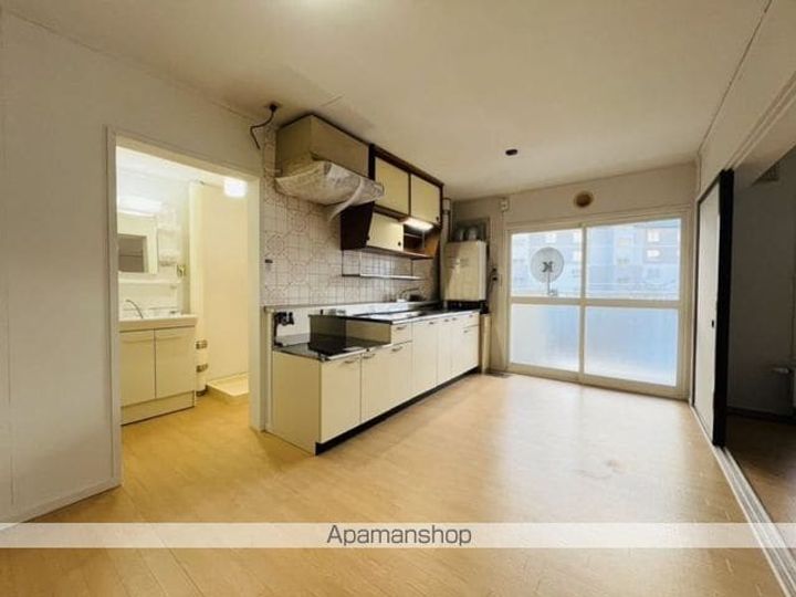 ヴィラナリー函館2号棟(ヴィラナリーハコダテニゴウトウ)302の内装