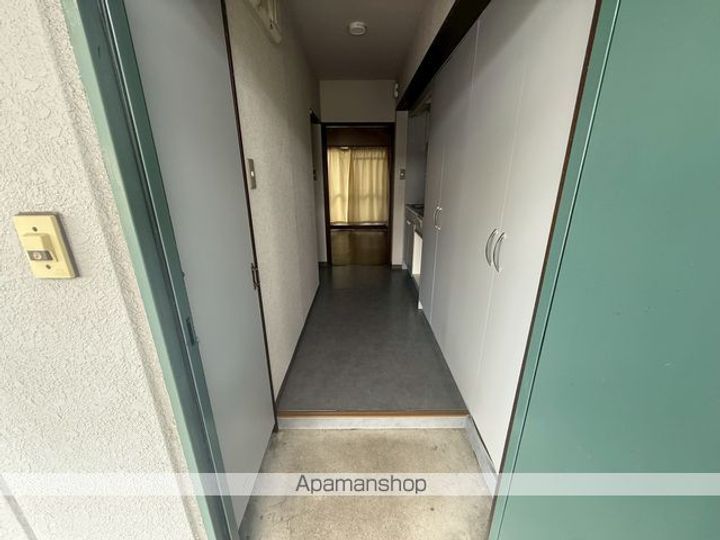 シングルマンションまことの玄関