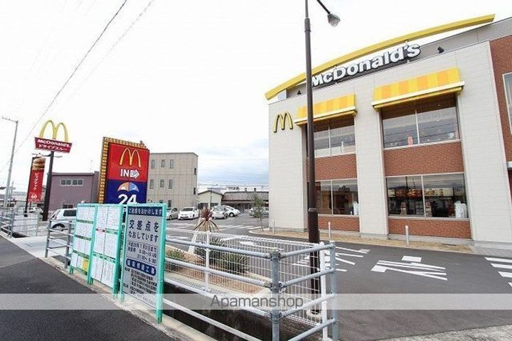 香川県高松市円座町の賃貸アパートの周辺