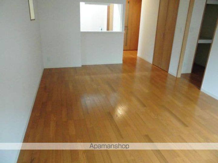 グランドメゾンなかもずの居間