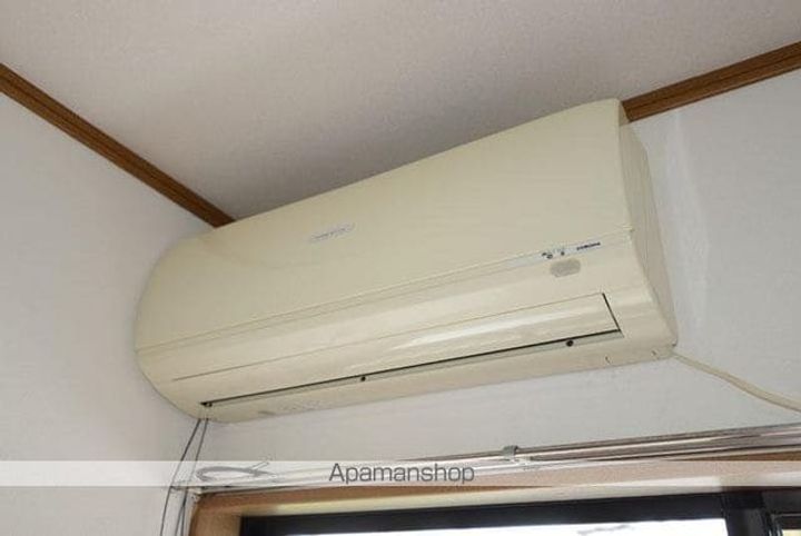 ハイツ舟戸96B棟B102の内装