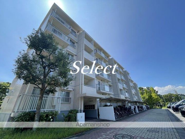 シーブリーズ金沢1号棟の外観