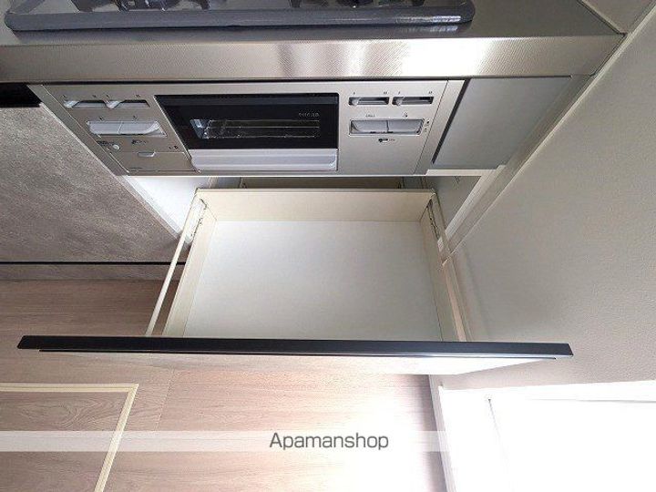 ブリス丸子新田102の内装