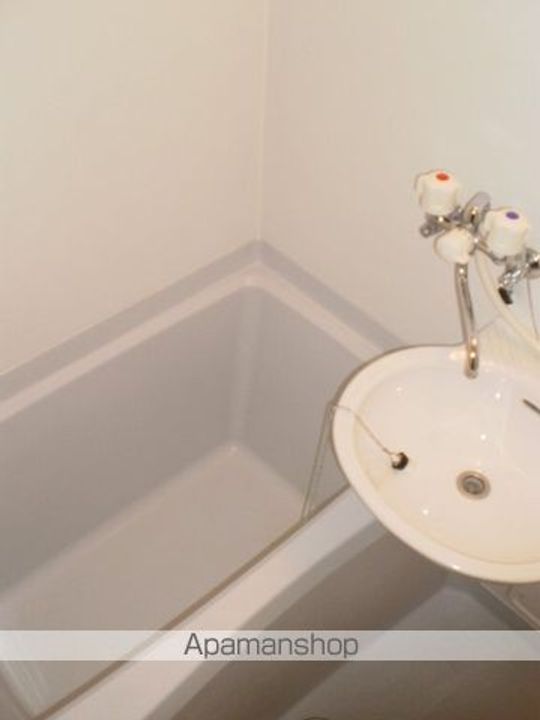 レオパレスソレイユ松岡の風呂