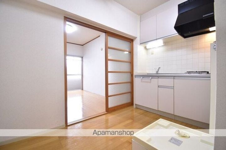 ピュアハイツ生野の内装