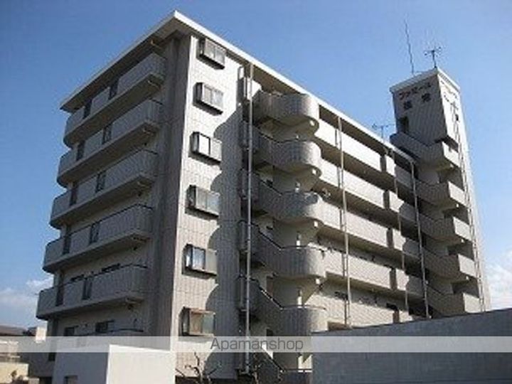 ファミール徳常163の外観