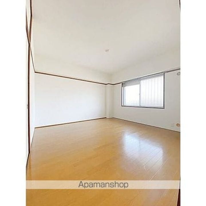 藤本コーポの居間