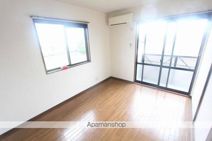 Cosmo Town I棟の居間