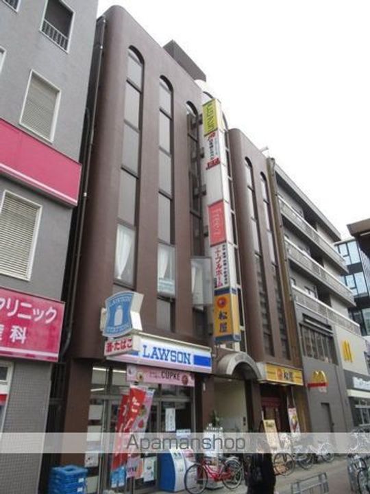 メトロアビコの外観