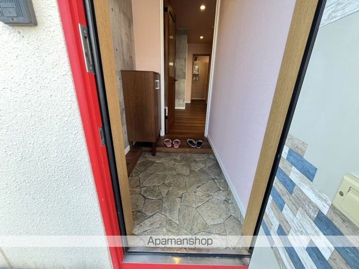 オークヴィレッジ101の玄関