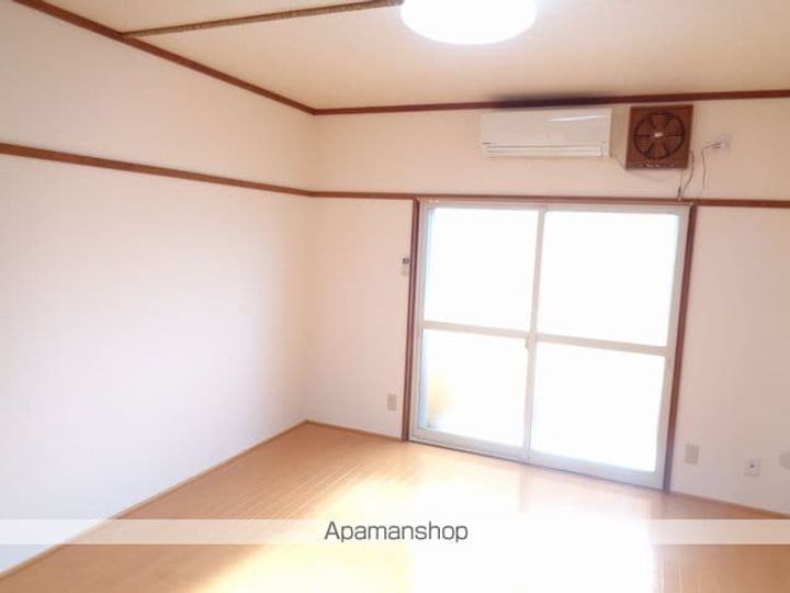 コーポ純10の居間