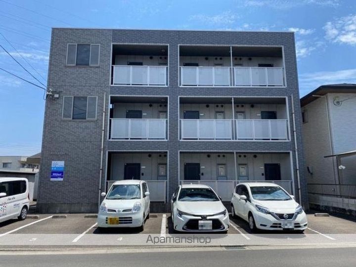 香川県高松市上之町3丁目の賃貸アパートの外観