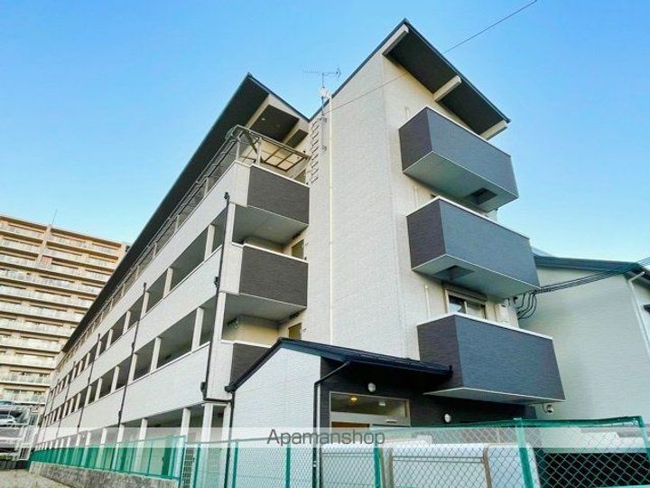 滋賀県大津市中央4丁目の賃貸マンション304の外観