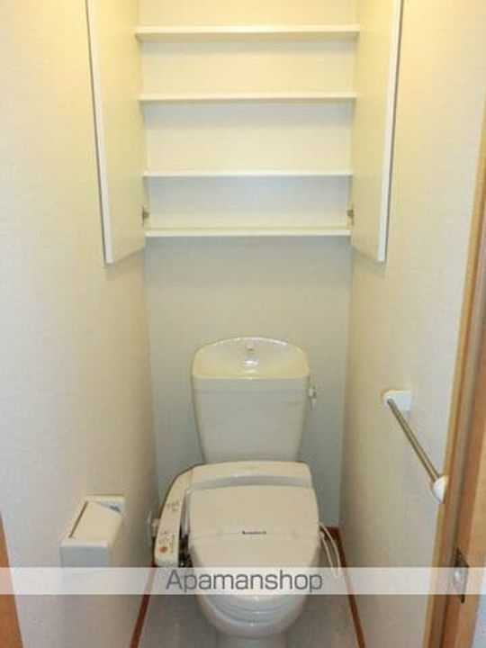 レオパレス瀬戸黒の里202の居間