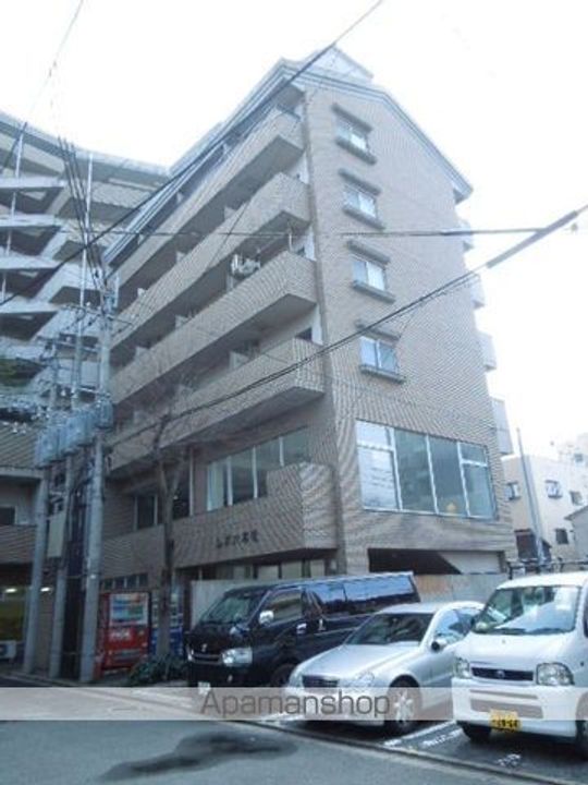 ルポ六本松の外観