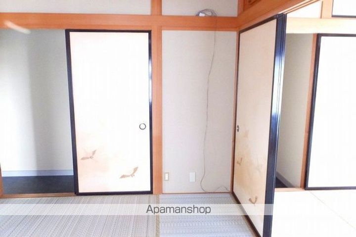 メゾンアルパ宮町502の内装