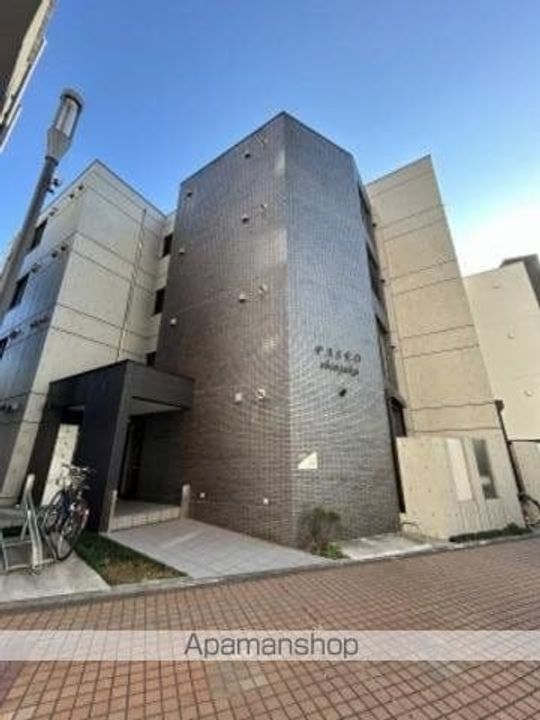 東京都新宿区新宿6丁目の賃貸マンションの外観
