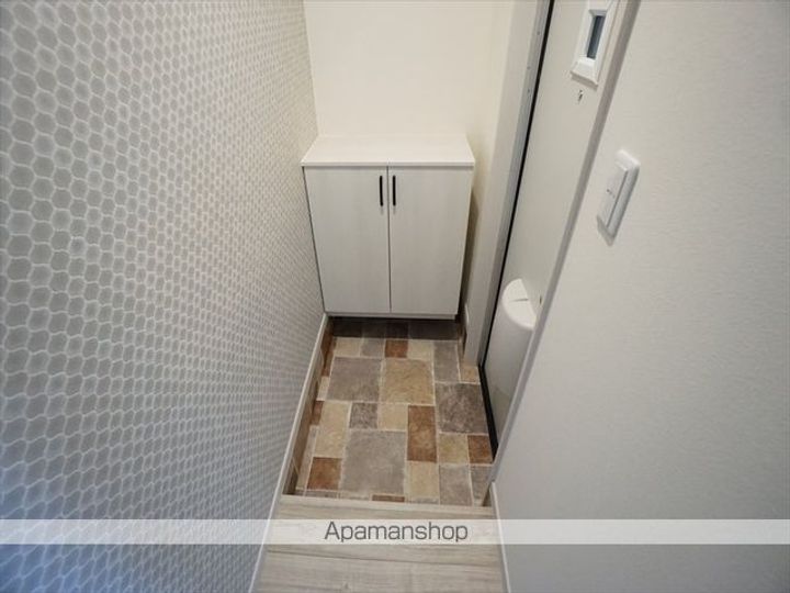 ラ・プレーヌ1Aの玄関