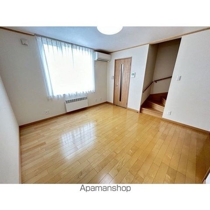 スーパーハイム北上Bの居間