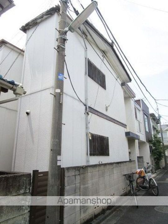 東京都杉並区和田2丁目の賃貸アパートの外観