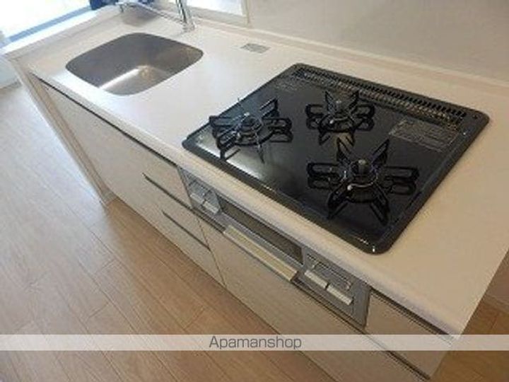 フェールメゾン西大島のキッチン