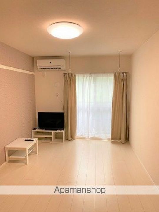 クレイノミソラⅡの居間