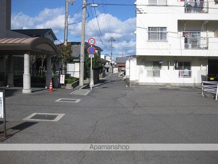 愛媛県新居浜市泉宮町の賃貸マンションの周辺
