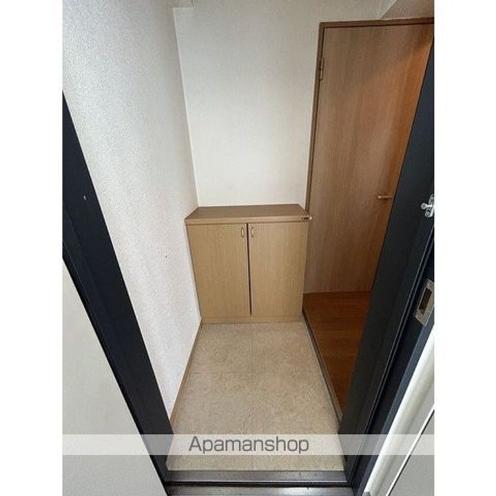 ソシオ山下通り604の玄関