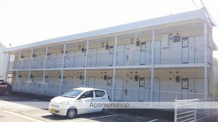 香川県坂出市久米町1丁目の賃貸アパートの外観