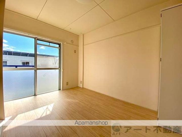 アルト堀江 1号棟の内装