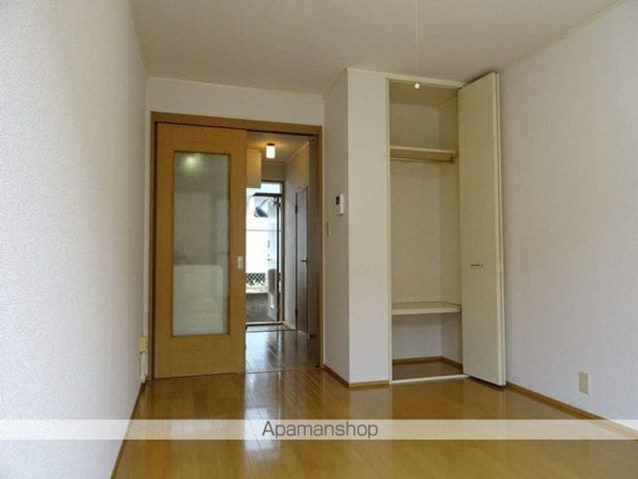 シティハイム ファミールの居間