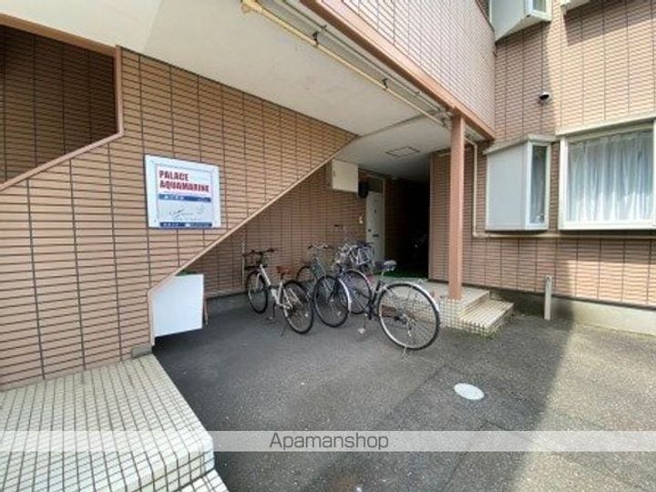 パレスアクアマリン大形の外観