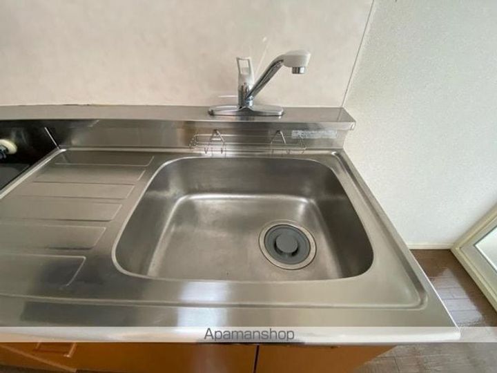 香川県高松市伏石町の賃貸アパートの内装