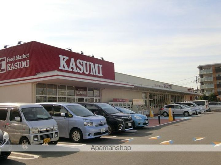 レオパレスハポネスの周辺