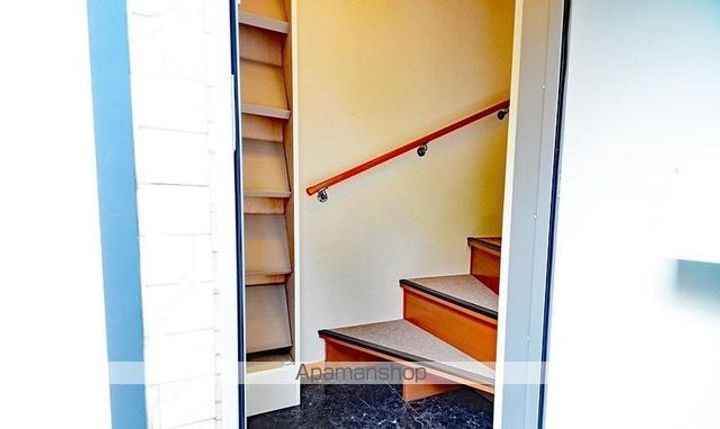 香川県高松市香川町大野の賃貸アパートの玄関