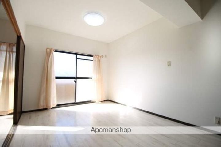 マンションベルエア405の居間