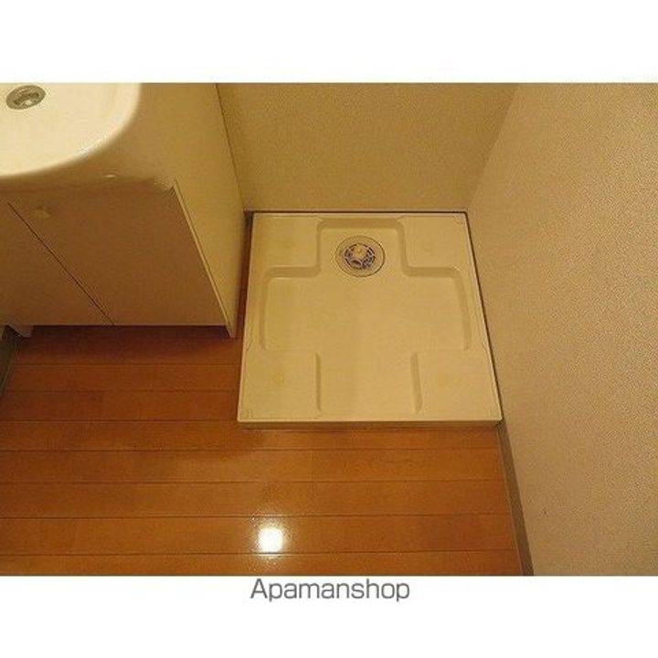東京都葛飾区西亀有3丁目の賃貸マンションの内装